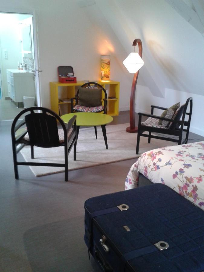 La Recre Bed & Breakfast Restigne Ngoại thất bức ảnh